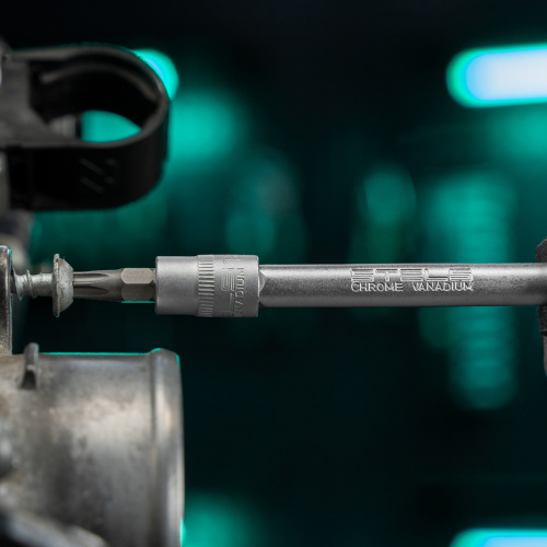 Набор инструментов 1/2", 1/4", CrV, 12 гранные головки, пластиковый кейс, 94 предмета Stels по ценам производителя в Челябинске с доставкой по всей России