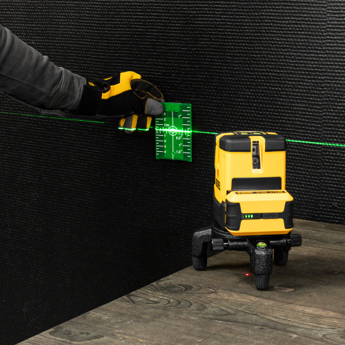 Лазерный уровень LX 06 Green, 30 м, 520 нм, аккумулятор Li 5200 mAh, резьба 5/8" Denzel по ценам производителя в Челябинске с доставкой по всей России