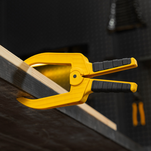 Струбцина клещеобразная, удлиненная 75 х 110 мм двухкомпонентные рукоятки Denzel по ценам производителя в Челябинске с доставкой по всей России