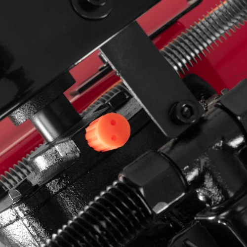 Компрессор воздушный ременный привод КР3000/100  3,0 кВт, 100 литров, 510 л/мин МТХ по ценам производителя в Челябинске с доставкой по всей России