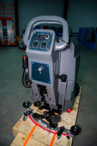 Машина поломоечная самоходная с АКБ GEL 24/100 В/Ач TOR COMPACT 60T по ценам производителя в Челябинске с доставкой по всей России