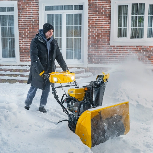 Бензиновая снегоуборочная машина SBL 711DT PRO, 420cc, гусеницы, эл.старт, блок. дифф. Denzel по ценам производителя в Челябинске с доставкой по всей России