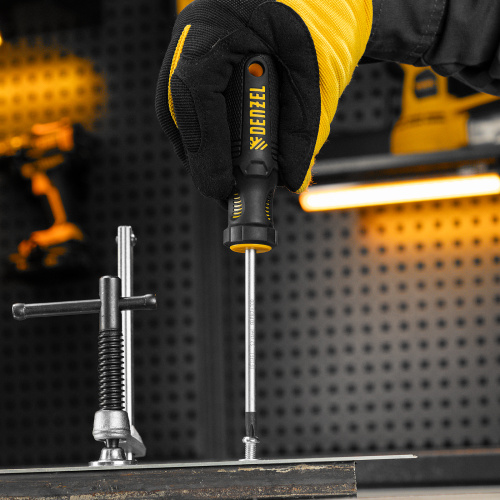 Набор отверток, 2 шт., PH+SL, S2, 3к рукоятка Denzel по ценам производителя в Челябинске с доставкой по всей России