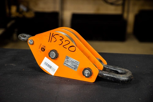 Блок монтажный двухрольный с ушком TOR 32 т по ценам производителя в Челябинске с доставкой по всей России