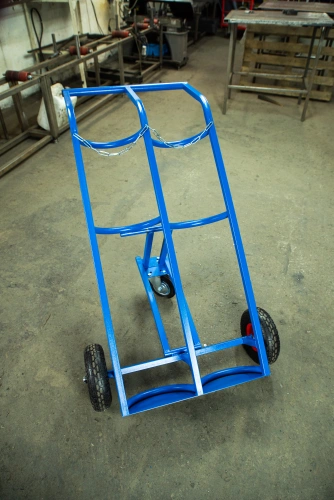 Тележка для газовых баллонов TOR ГБ-2, 2 баллона (250 пневмо колеса + 160 поворотное) по ценам производителя в Челябинске с доставкой по всей России