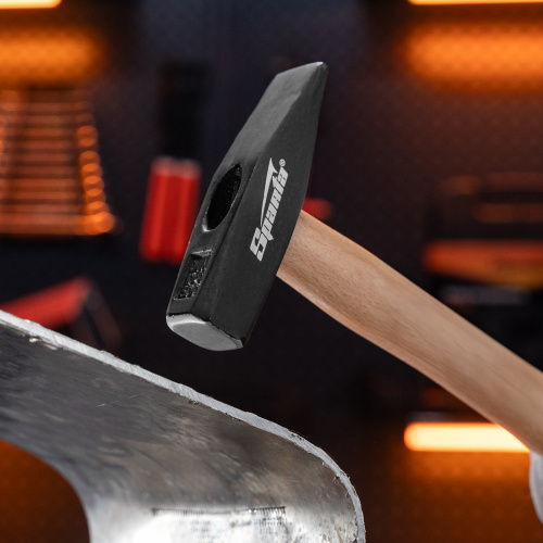 Молоток слесарный, 500 г, квадратный боек, деревянная рукоятка Sparta по ценам производителя в Челябинске с доставкой по всей России