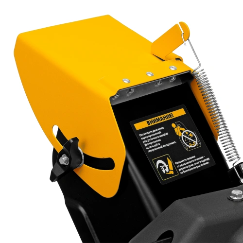 Бензиновая снегоуборочная машина SBM 610S PRO, 212 cc, электростартер, фара, обогрев Denzel по ценам производителя в Челябинске с доставкой по всей России