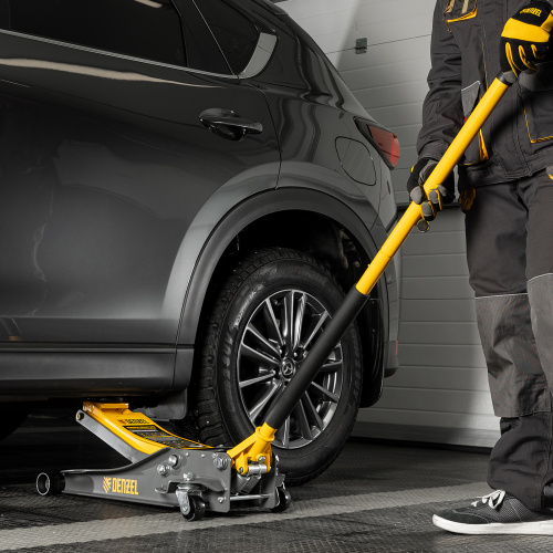 Домкрат гидравлический подкатной, 3 т, 75-500 мм, быстрый подъем, низкий подхват, проф. Denzel по ценам производителя в Челябинске с доставкой по всей России