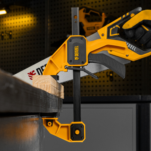 Струбцина F-образная, быстрозажимная, 150 х 80 мм, усиленный нейлоновый корпус Denzel по ценам производителя в Челябинске с доставкой по всей России