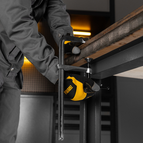 Струбцина F-образная, 120x300мм, кованая Denzel по ценам производителя в Челябинске с доставкой по всей России