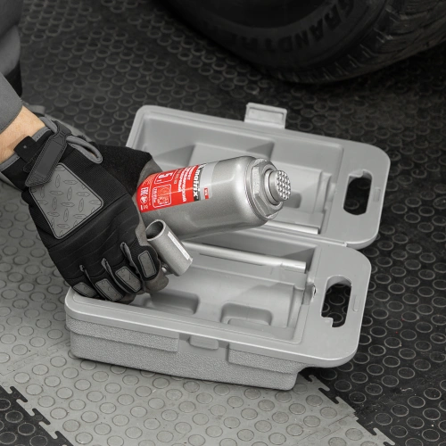 Домкрат гидравлический бутылочный, 5 т, высота подъема 216-413 мм, в пластиковый кейсе Matrix по ценам производителя в Челябинске с доставкой по всей России