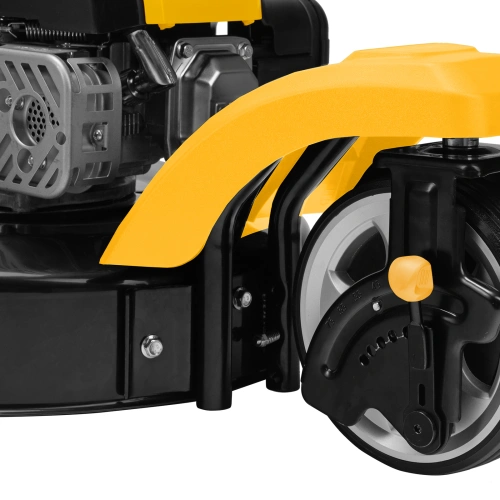 Бензиновая газонокосилка GLT-460SP-T, Trike 149 см3, 46 см, привод, панель, 60л Denzel по ценам производителя в Челябинске с доставкой по всей России