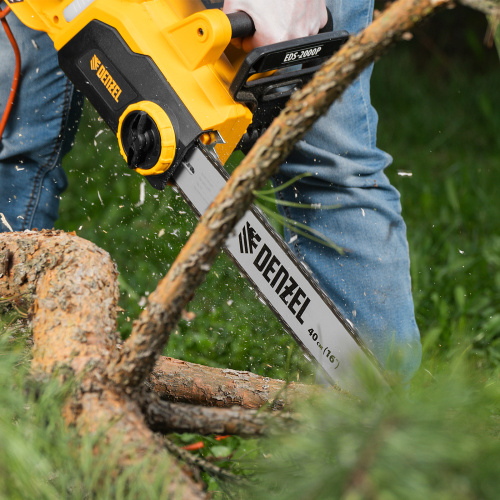 Пила цепная электрическая EDS-2000P, 2 кВт,поперечная, шина 40 см, шаг 3/8, паз 1.3 мм, 57 звеньев Denzel по ценам производителя в Челябинске с доставкой по всей России