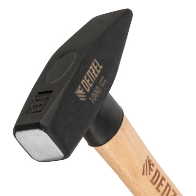Молоток слесарный, 1000 г, кованый квадратный боек, буковая рукоятка Denzel по ценам производителя в Челябинске с доставкой по всей России