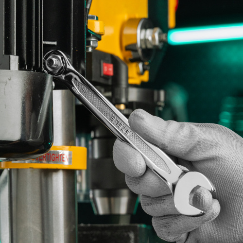 Ключ комбинированный, 15 мм, CrV, антислип Stels по ценам производителя в Челябинске с доставкой по всей России