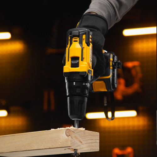 Дрель-шуруповерт аккумуляторная CDL-12-02BM, Li-Ion, 12 В, 2 акк. Denzel по ценам производителя в Челябинске с доставкой по всей России