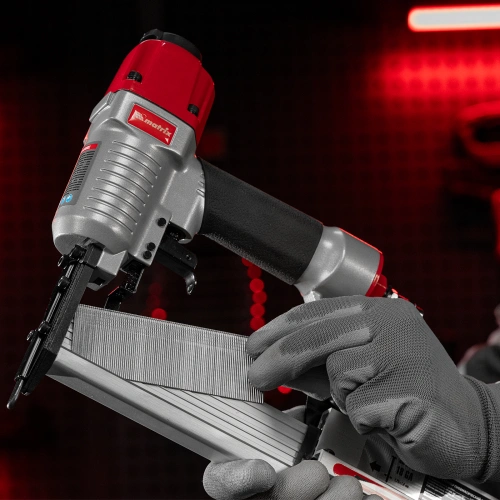 Нейлер-степлер пневматический 2 в 1, с регулировкой глубины забивания, гвозди 18GA, скобы 18GA Matrix по ценам производителя в Челябинске с доставкой по всей России