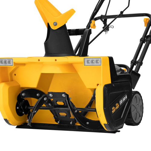 Электрическая снегоуборочная машина ESB-560-M, 2,5 кВт, металлический шнек, LED фара Denzel по ценам производителя в Челябинске с доставкой по всей России