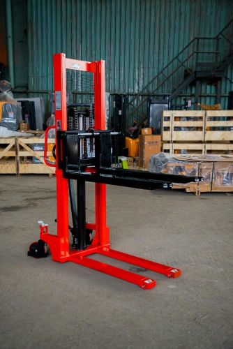 Штабелер гидравлический 2,0 т 1,6 м TOR CTY-E с раздвижными вилами по ценам производителя в Челябинске с доставкой по всей России