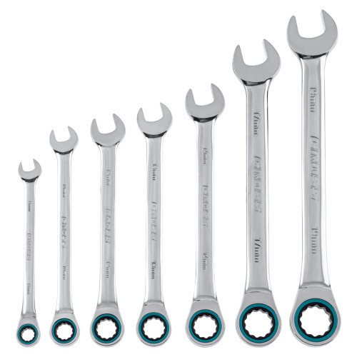 Набор ключей комбинированных с трещоткой, 8-19 мм, 7 шт, CrV Gross по ценам производителя в Челябинске с доставкой по всей России