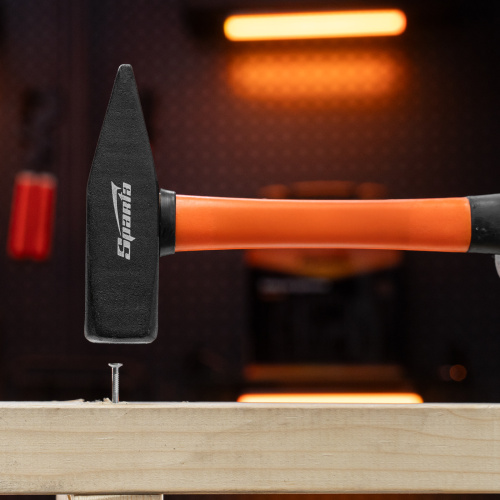 Молоток слесарный, 700 г, фибергласовая обрезиненная рукоятка Sparta по ценам производителя в Челябинске с доставкой по всей России