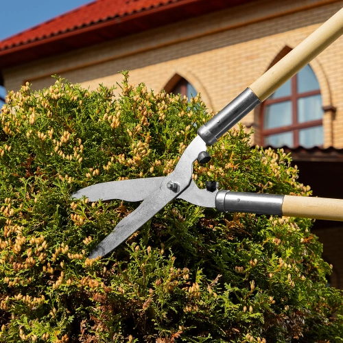 Кусторез, 650 мм, волнистые лезвия, деревянные рукоятки, Горизонт, по ценам производителя в Челябинске с доставкой по всей России