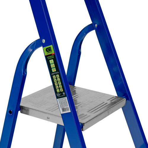 Стремянка, 4 ступени, стальной профиль, алюминиевые ступени Сибртех по ценам производителя в Челябинске с доставкой по всей России