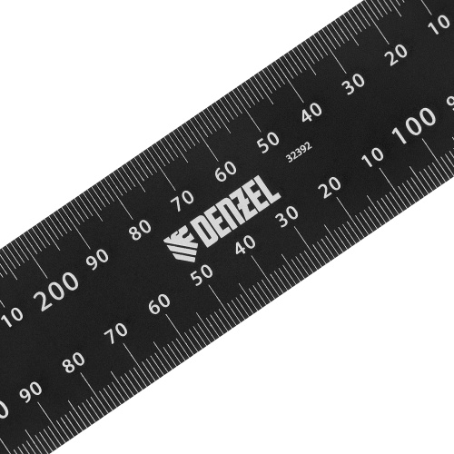 Угольник, 200 х 300 мм, алюминиевый, лазерная гравировка Denzel по ценам производителя в Челябинске с доставкой по всей России