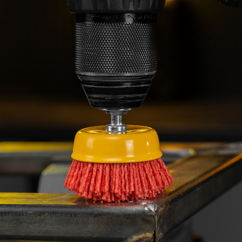 Щетка для дрели, 65 мм, Чашка, со шпилькой, нейлоновая щетина Denzel по ценам производителя в Челябинске с доставкой по всей России