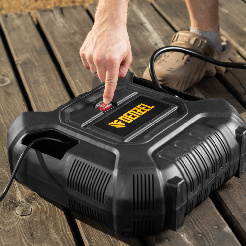 Компрессор воздушный DL1100 1.1 кВт, 180 л/мин, с набором аксессуаров Denzel купить в Москве с доставкой по всей России | ProtosMarket.ru