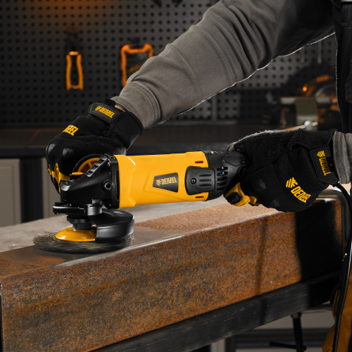 Машина шлифовальная угловая AG125-1100A, 1100 Вт, 125 мм, 3000-11000 об/мин Denzel по ценам производителя в Челябинске с доставкой по всей России