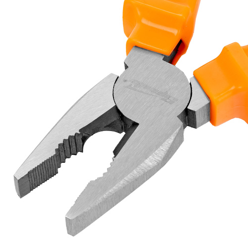 Плоскогубцы Classic, 160 мм, шлифованные, пластмассовые рукоятки Sparta по ценам производителя в Челябинске с доставкой по всей России