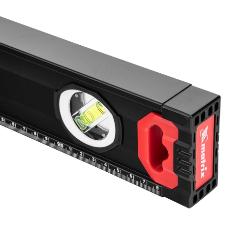 Уровень алюминиевый, усиленный, фрезерованный, 3 глазка, двухкомпонентные рукоятки, 1000 мм Matrix по ценам производителя в Челябинске с доставкой по всей России