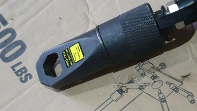 Гайколом гидравлический TOR HHQ-1319 5 т M6-M12 по ценам производителя в Челябинске с доставкой по всей России