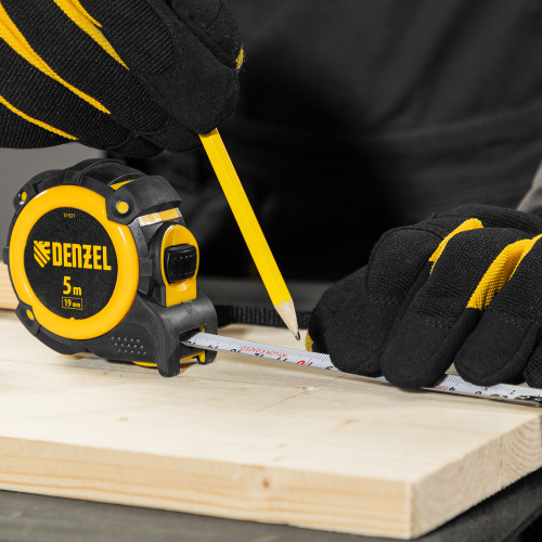 Рулетка 5м х 19мм, автоматич. фиксац., нейлон. покрытие, магнит. зацеп, двухстор. разметка Denzel по ценам производителя в Челябинске с доставкой по всей России