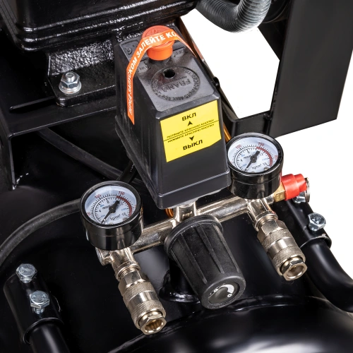 Компрессор масляный ременной AEROMAX 380/100 HP купить в Москве с доставкой по всей России | ProtosMarket.ru