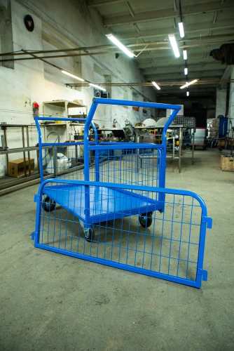 Тележка платформенная TOR ТП-3С (700х1200) с бортами из сетки и двумя ручками (колеса 160 мм) по ценам производителя в Челябинске с доставкой по всей России