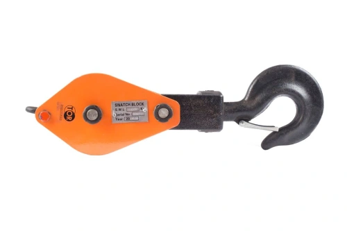 Блок монтажный трехрольный с крюком TOR 5 т по ценам производителя в Челябинске с доставкой по всей России