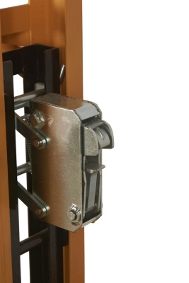 Тележка для бочек TOR DTF450B, 450 кг по ценам производителя в Челябинске с доставкой по всей России