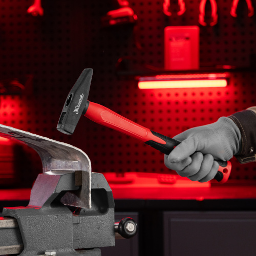 Молоток слесарный optimal, 400 г, фибергласовая обрезиненная рукоятка, квадратный боек Matrix по ценам производителя в Челябинске с доставкой по всей России