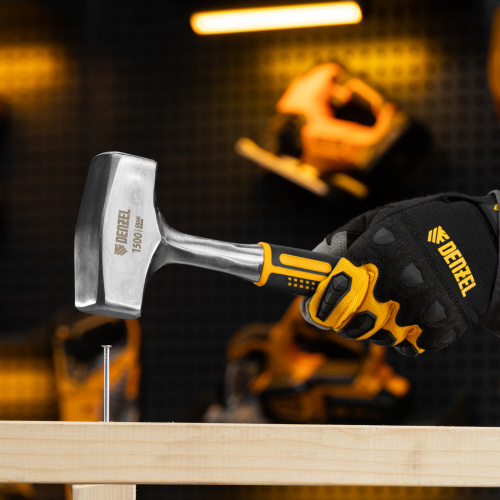 Кувалда 1,5 кг, цельнометаллическая, двухкомпонентная рукоятка Denzel по ценам производителя в Челябинске с доставкой по всей России