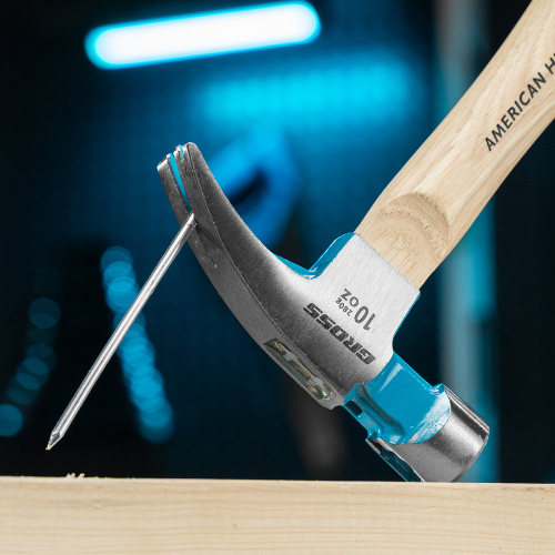 Молоток-гвоздодер, 280 г, угол 75, магнит, обрезиненная рукоятка American hickory GROSS по ценам производителя в Челябинске с доставкой по всей России