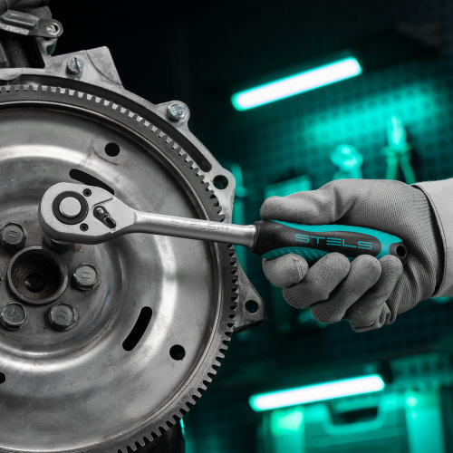 Набор торцевых головок с трещоткой, 1/2" и 1/4", 68 предметов Stels по ценам производителя в Челябинске с доставкой по всей России