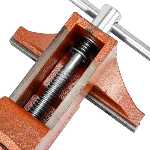 Тиски слесарные, 200 мм, поворотные, с наковальней Sparta по ценам производителя в Челябинске с доставкой по всей России