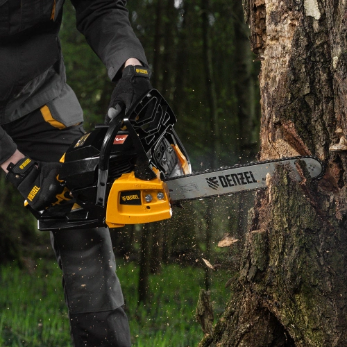 Пила цепная бензиновая DGS-4516, шина 40 см, 45 см3, 3 л.с, шаг 3/8, паз 1.3 мм, 57 звеньев Denzel по ценам производителя в Челябинске с доставкой по всей России