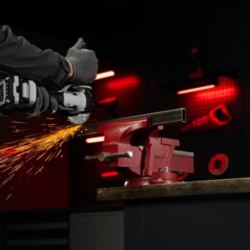 Тиски слесарные, 200 мм, поворотные, с наковальней Matrix по ценам производителя в Челябинске с доставкой по всей России