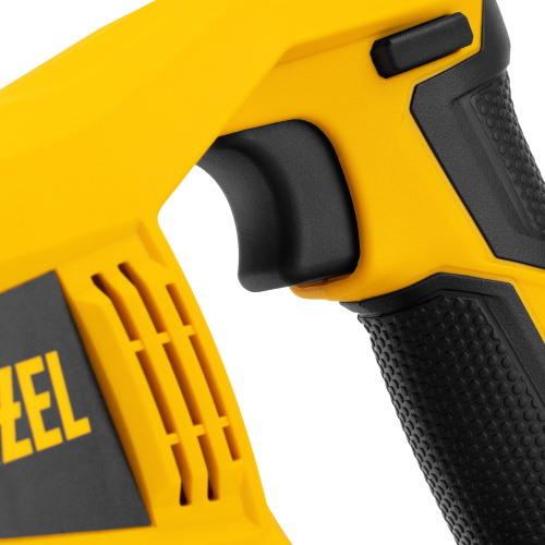 Пила сабельная аккумуляторная бесщет BRC-120-0,  18В Li-Ion Denzel по ценам производителя в Челябинске с доставкой по всей России