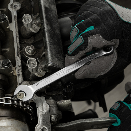 Набор инструментов, 1/2", 1/4", CrV, пластиковый кейс 82 предмета Stels по ценам производителя в Челябинске с доставкой по всей России