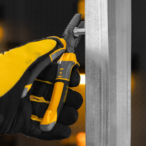 Плоскогубцы комбинированные 165 мм, трехкомпонентные рукоятки Denzel по ценам производителя в Челябинске с доставкой по всей России