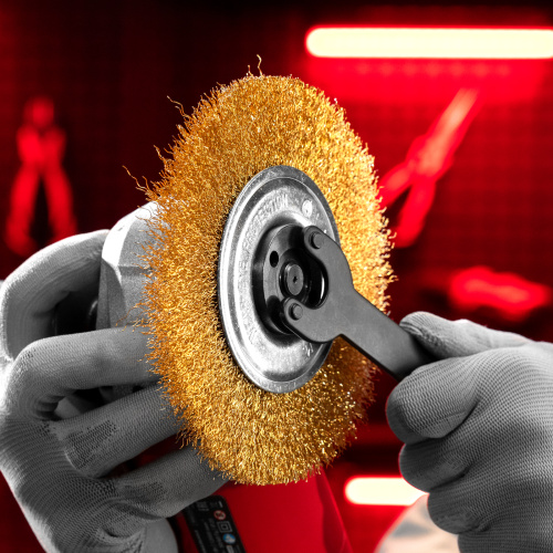 Щетка для УШМ, 150 мм, посадка 22.2 мм, плоская, латунированная витая проволока Matrix по ценам производителя в Челябинске с доставкой по всей России